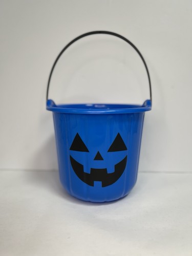 Blue plastic pumpkin - blue,
